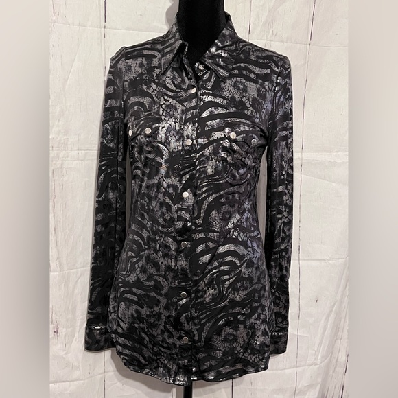 Roper Tops - Women’s Roper long sleeve Black & Silver Metallic western dress shirt size small